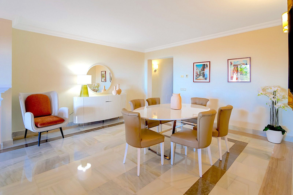 3 bedroom Apartments for sale in La Quinta – R4437421 3 bedroom Apartments for sale in La Quinta – R4437421