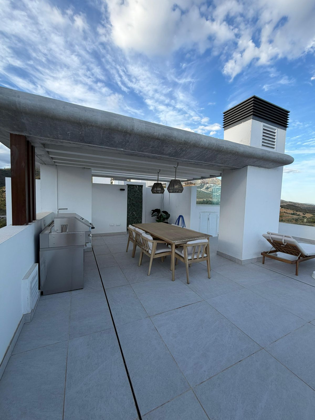 Aticos de 2 dormitorios en venta en Benahavís – R5382772 Aticos de 2 dormitorios en venta en Benahavís – R5382772