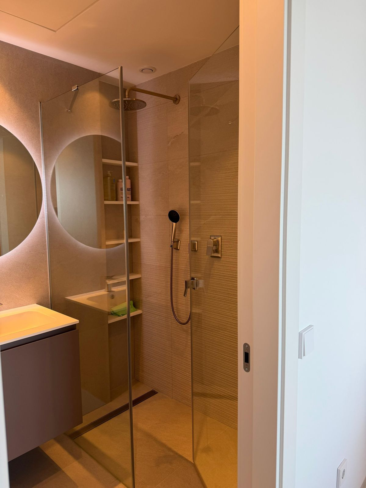 Aticos de 2 dormitorios en venta en Benahavís – R5382772 Aticos de 2 dormitorios en venta en Benahavís – R5382772