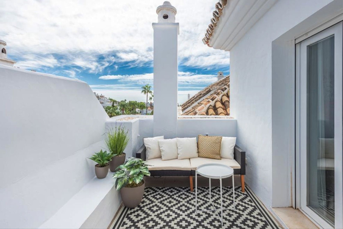 Apartamentos de 2 dormitorios en venta en Nueva Andalucía – R5219503 Apartamentos de 2 dormitorios en venta en Nueva Andalucía – R5219503