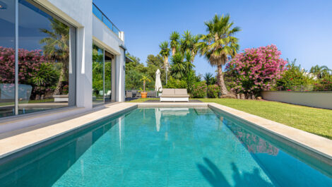 3 bedroom Villas for sale in Marbella – R5304772