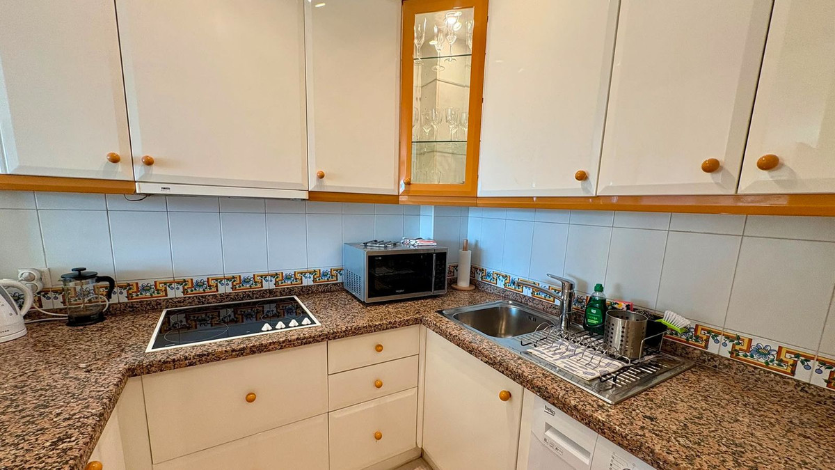 Aticos de 1 dormitorio en venta en Marbella – R5396620 Aticos de 1 dormitorio en venta en Marbella – R5396620