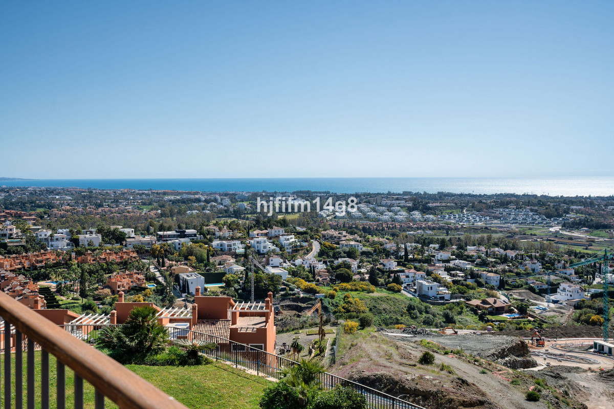 Aticos de 2 dormitorios en venta en Benahavís – R5338138 Aticos de 2 dormitorios en venta en Benahavís – R5338138