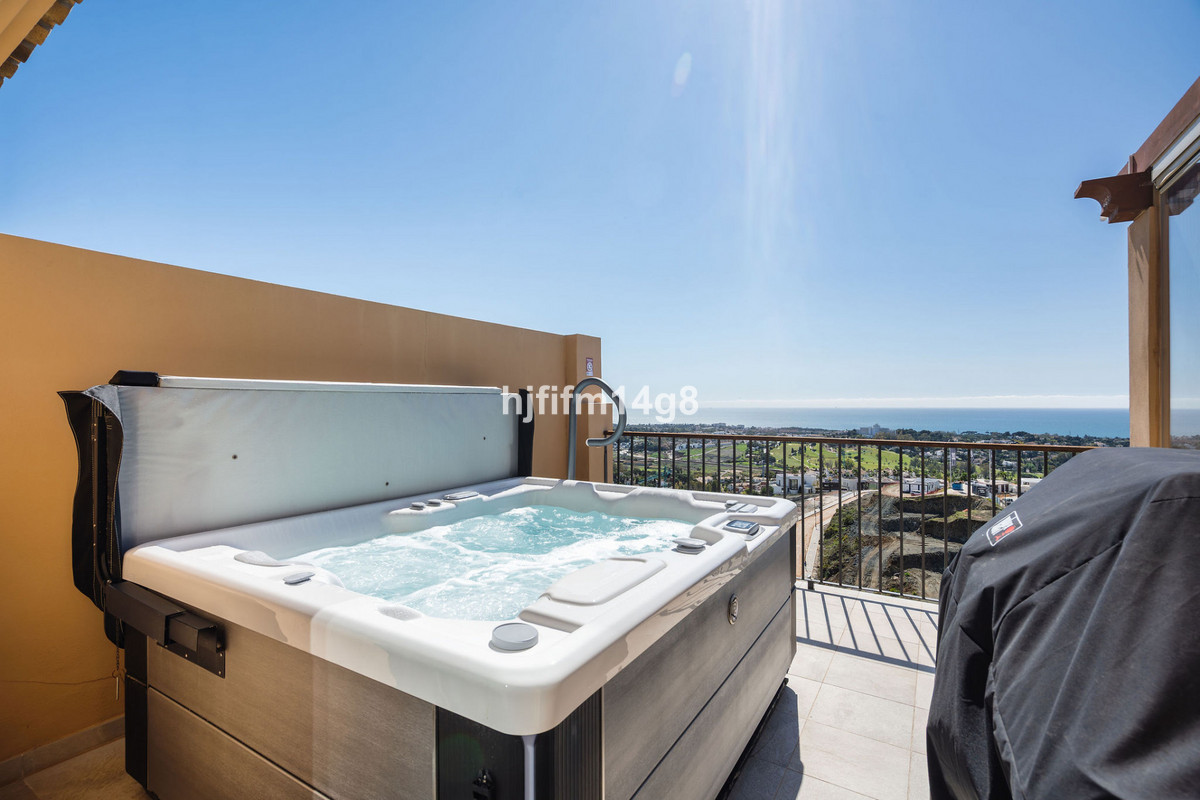 Aticos de 2 dormitorios en venta en Benahavís – R5338138 Aticos de 2 dormitorios en venta en Benahavís – R5338138