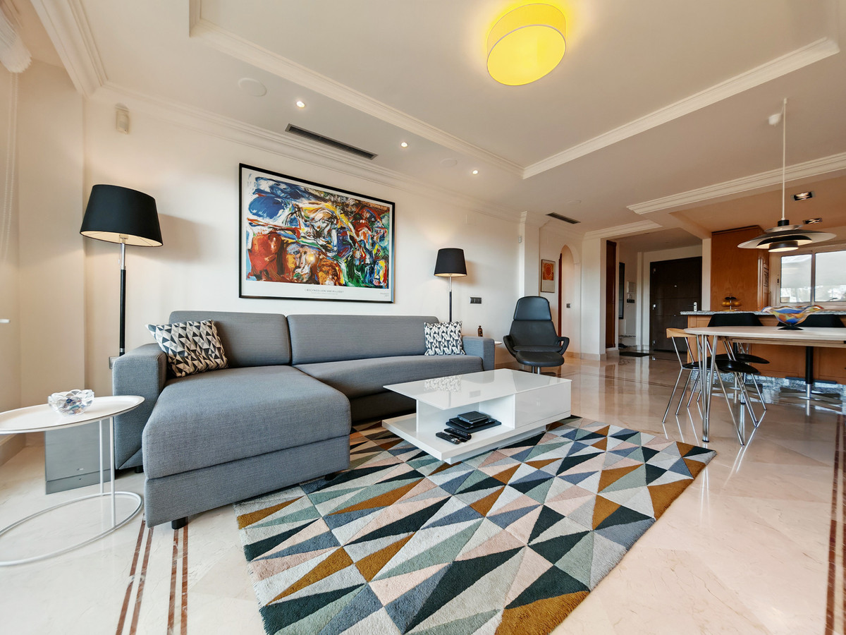 Apartamentos de 2 dormitorios en venta en Nueva Andalucía – R4970038 Apartamentos de 2 dormitorios en venta en Nueva Andalucía – R4970038