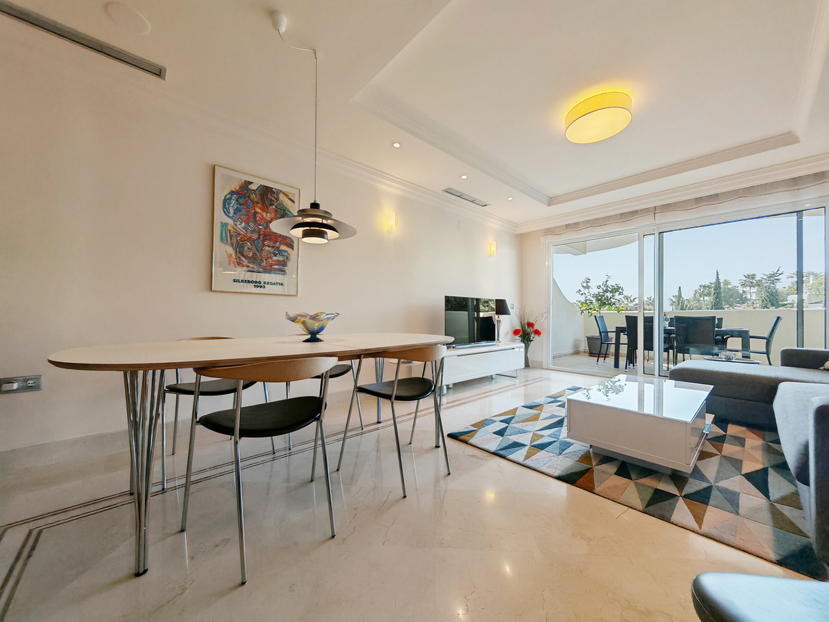 Apartamentos de 2 dormitorios en venta en Nueva Andalucía – R4970038 Apartamentos de 2 dormitorios en venta en Nueva Andalucía – R4970038