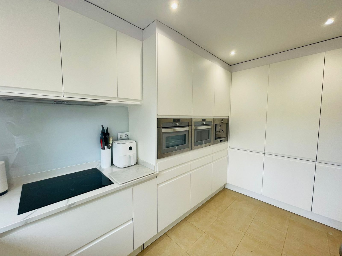 Adosados de 5 dormitorios en venta en Bahía de Marbella – R5358190 Adosados de 5 dormitorios en venta en Bahía de Marbella – R5358190