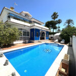 Villas de 5 dormitorios en venta en San Pedro de Alcántara – R5046493 Villas de 5 dormitorios en venta en San Pedro de Alcántara – R5046493