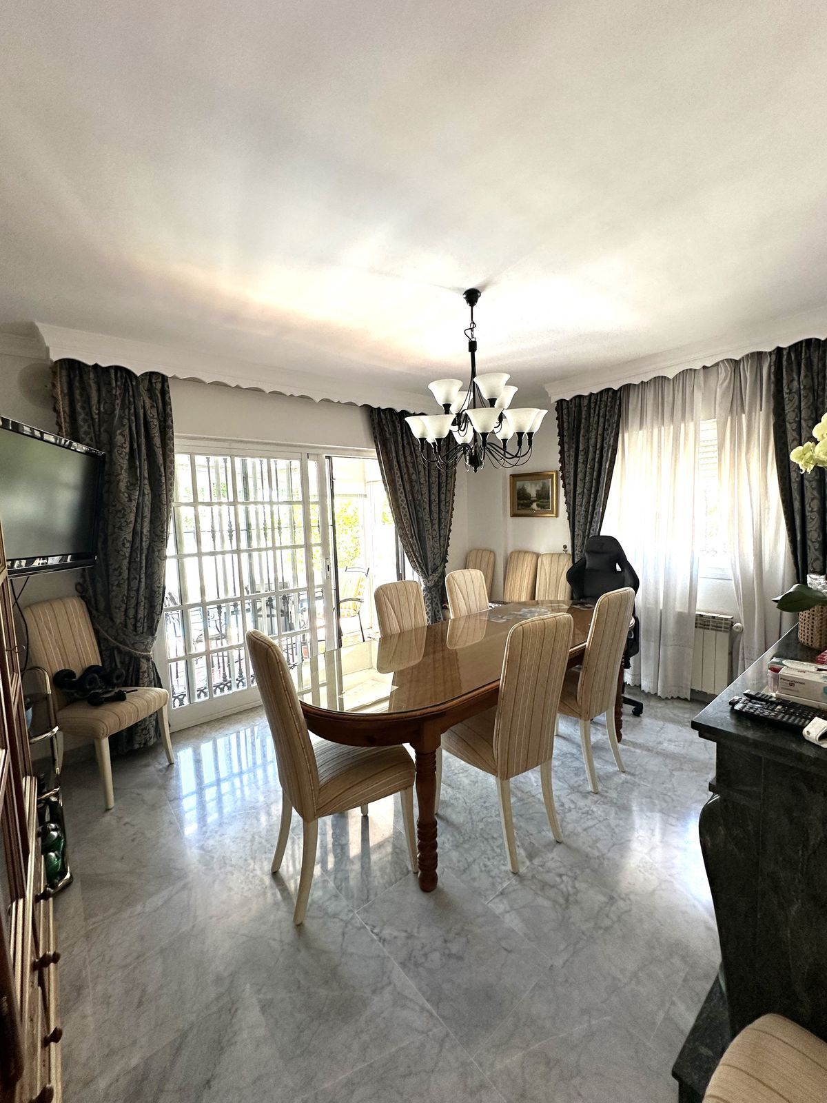 Villas de 5 dormitorios en venta en San Pedro de Alcántara – R5046493 Villas de 5 dormitorios en venta en San Pedro de Alcántara – R5046493