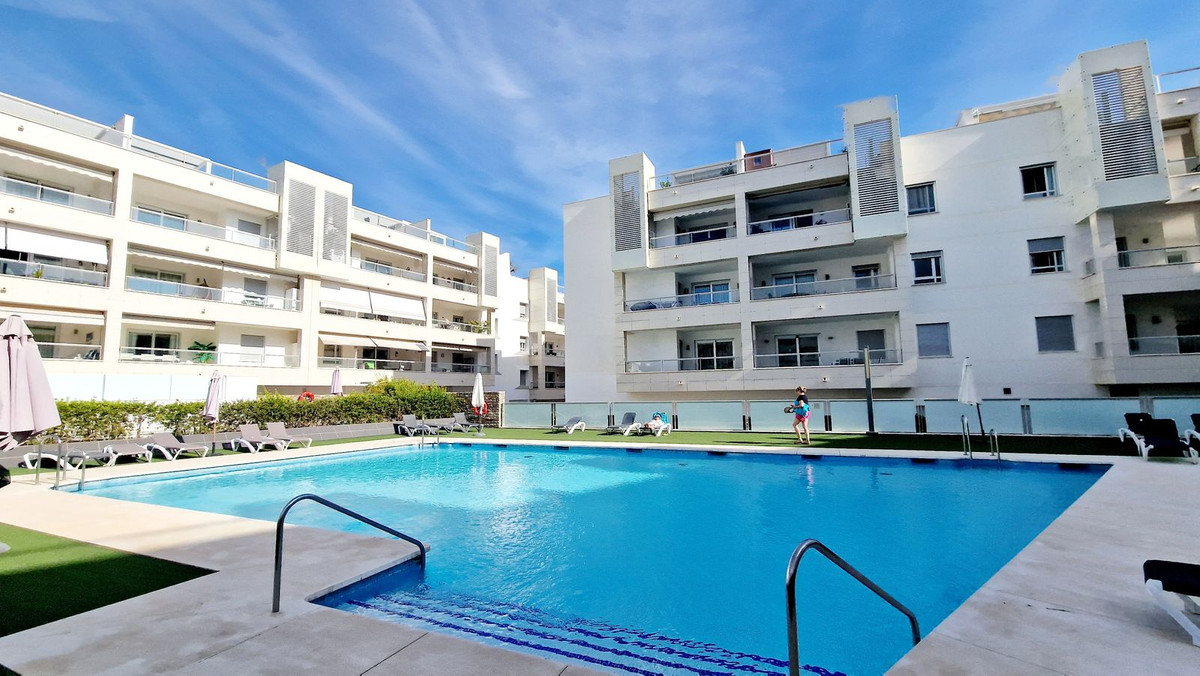 Aticos de 3 dormitorios en venta en San Pedro de Alc�ntara – R5369218