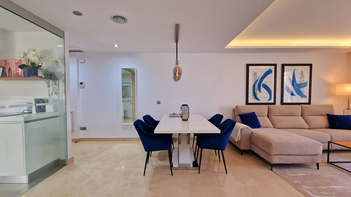 Aticos de 3 dormitorios en venta en San Pedro de Alc�ntara – R5369218
