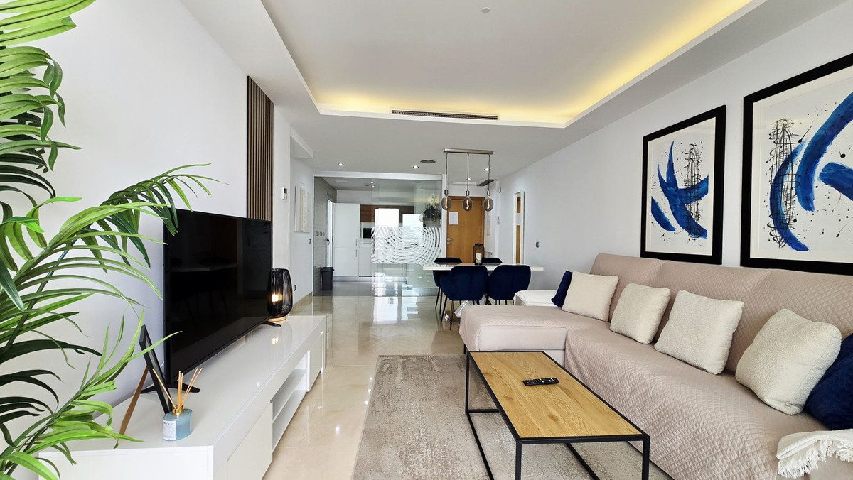 Aticos de 3 dormitorios en venta en San Pedro de Alc�ntara – R5369218