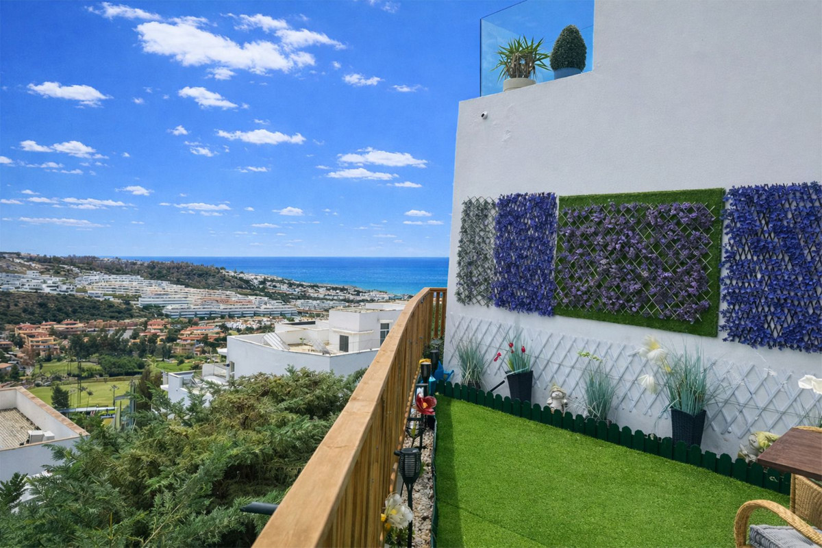 Apartamentos de 3 dormitorios en venta en La Cala de Mijas – R5075542 Apartamentos de 3 dormitorios en venta en La Cala de Mijas – R5075542