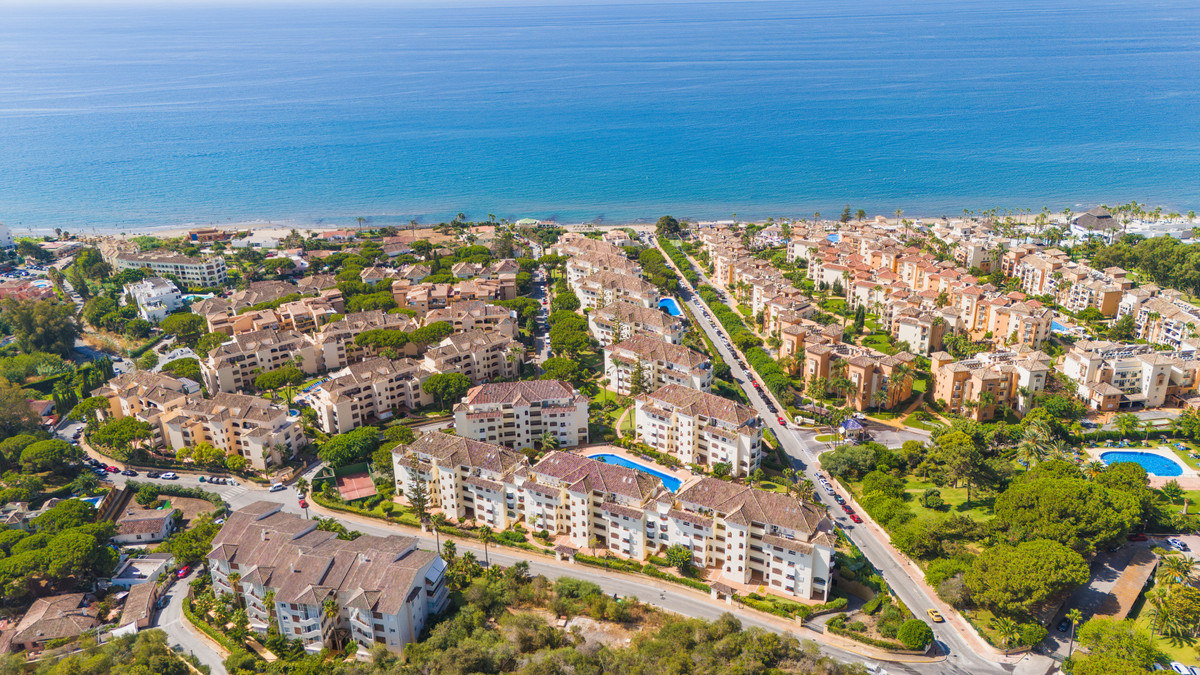 2 bedroom Apartments for sale in Elviria – R5132773 2 bedroom Apartments for sale in Elviria – R5132773