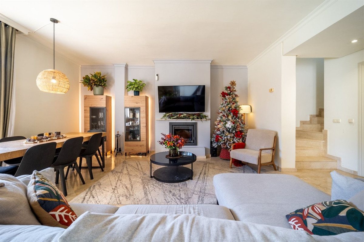 Apartamentos de 3 dormitorios en venta en La Quinta – R4915177 Apartamentos de 3 dormitorios en venta en La Quinta – R4915177