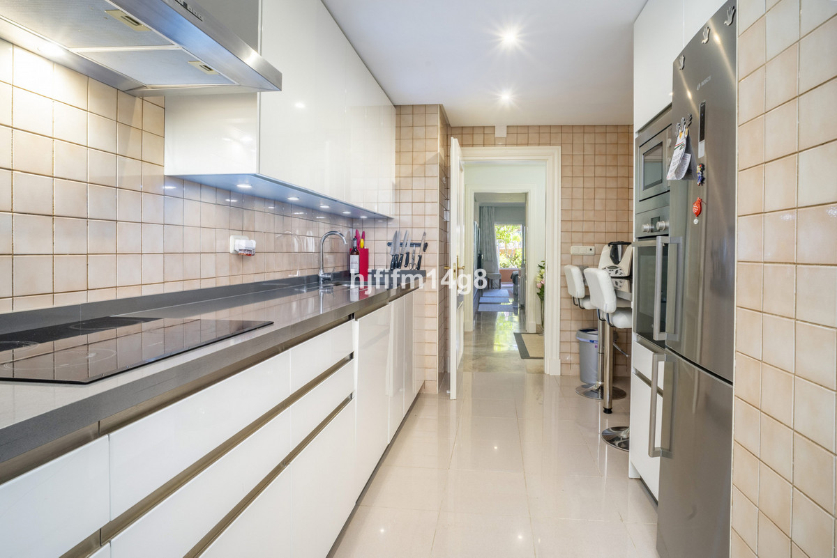 3 bedroom Apartments for sale in Nueva Andalucía – R5396758 3 bedroom Apartments for sale in Nueva Andalucía – R5396758