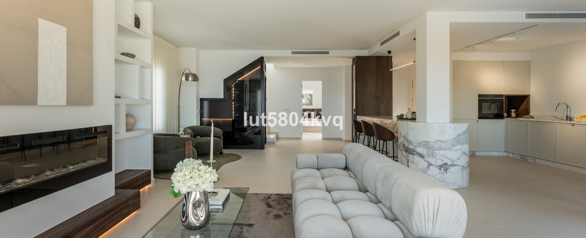Apartamentos de 3 dormitorios en venta en Nueva Andalucía – R5321377 Apartamentos de 3 dormitorios en venta en Nueva Andalucía – R5321377