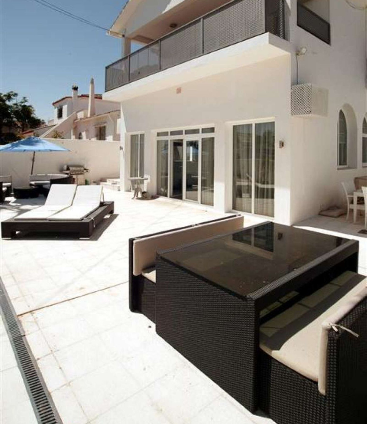 4 bedroom Villas for sale in Nueva Andaluc�a – R5063872 4 bedroom Villas for sale in Nueva Andaluc�a – R5063872