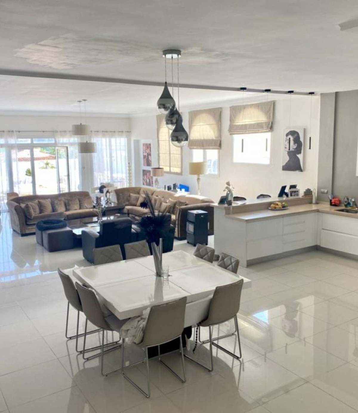 4 bedroom Villas for sale in Nueva Andaluc�a – R5063872 4 bedroom Villas for sale in Nueva Andaluc�a – R5063872