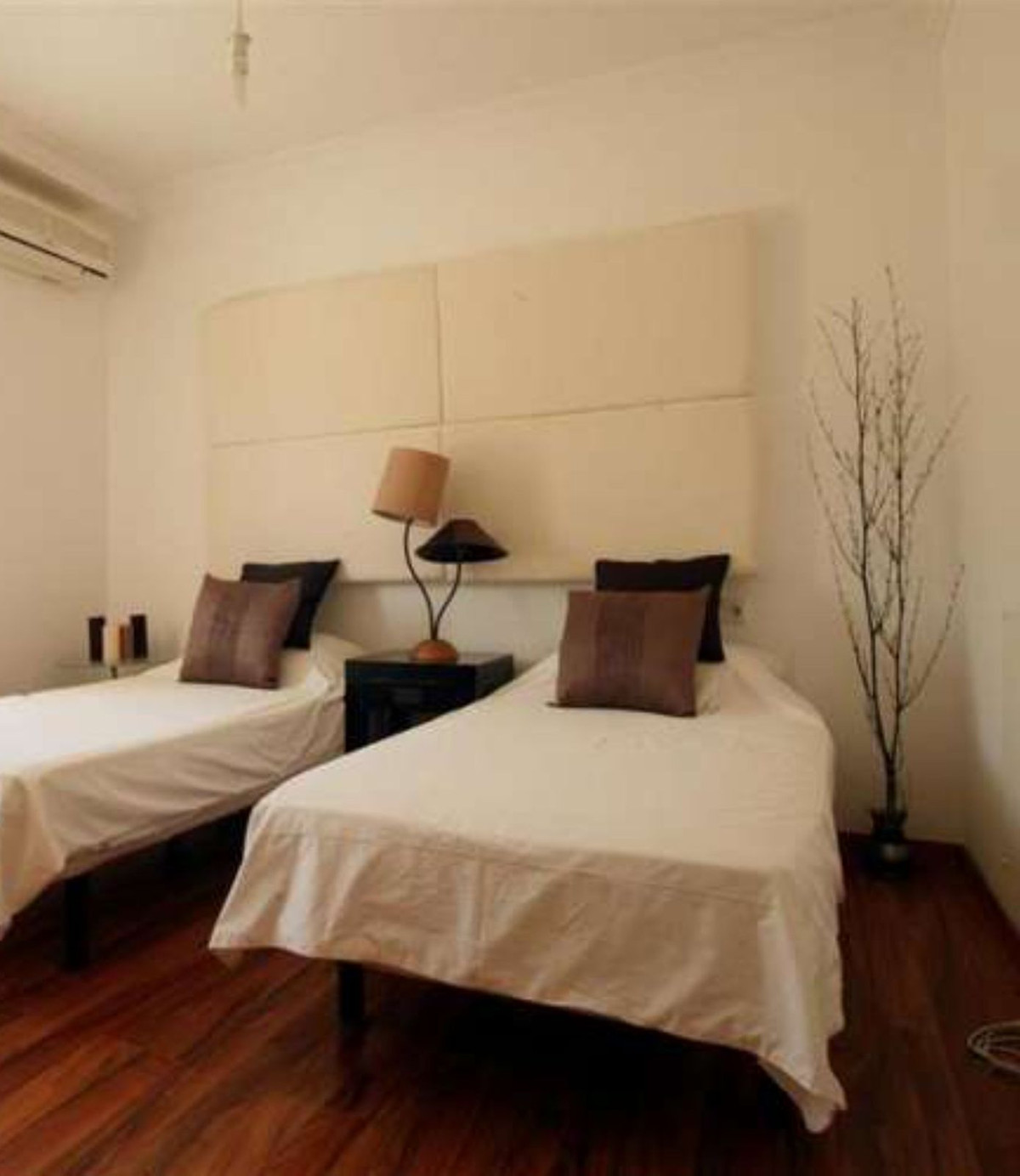 4 bedroom Villas for sale in Nueva Andaluc�a – R5063872 4 bedroom Villas for sale in Nueva Andaluc�a – R5063872