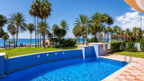 Apartamentos de 2 dormitorios en venta en San Pedro de Alcántara – R5062591