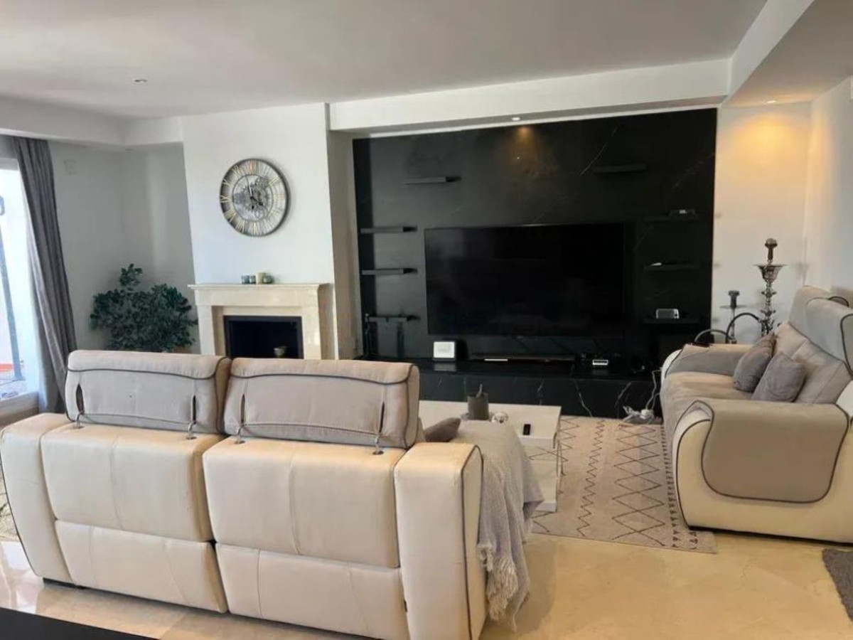 Apartamentos de 3 dormitorios en venta en Nueva Andalucía – R5373712 Apartamentos de 3 dormitorios en venta en Nueva Andalucía – R5373712