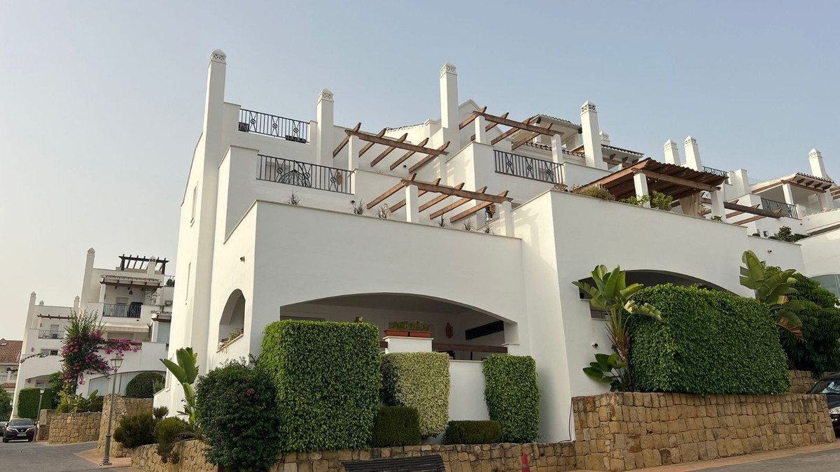 Apartamentos de 3 dormitorios en venta en Nueva Andalucía – R5373712 Apartamentos de 3 dormitorios en venta en Nueva Andalucía – R5373712