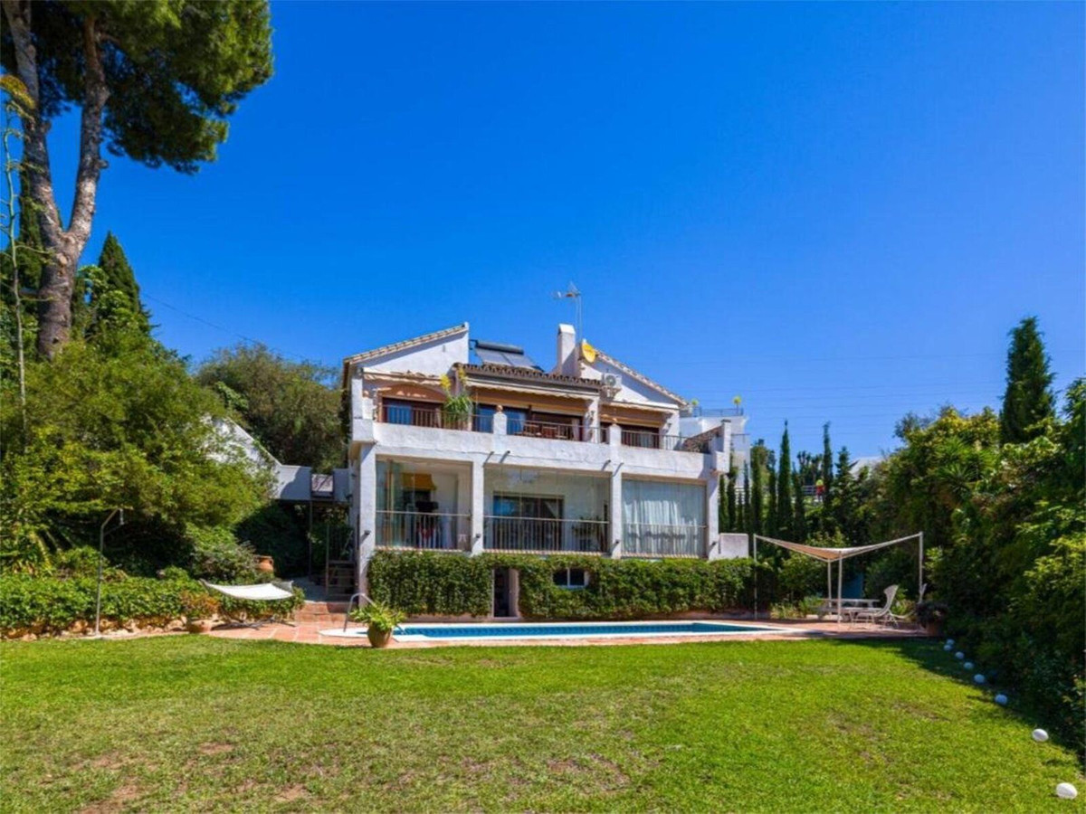 Villas de 4 dormitorios en venta en El Rosario – R4399120 Villas de 4 dormitorios en venta en El Rosario – R4399120