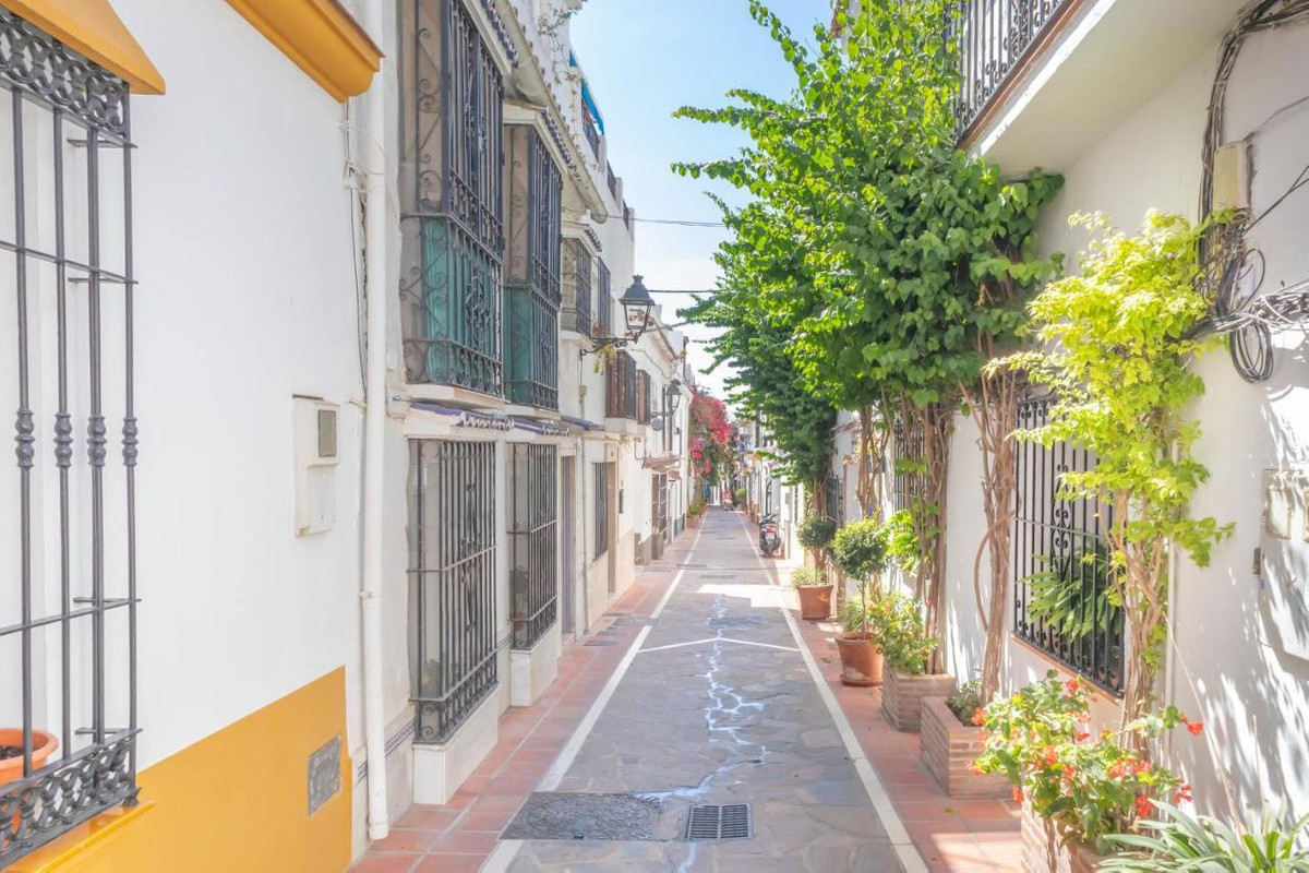 3 bedroom Townhouses for sale in Marbella – R5223652 3 bedroom Townhouses for sale in Marbella – R5223652