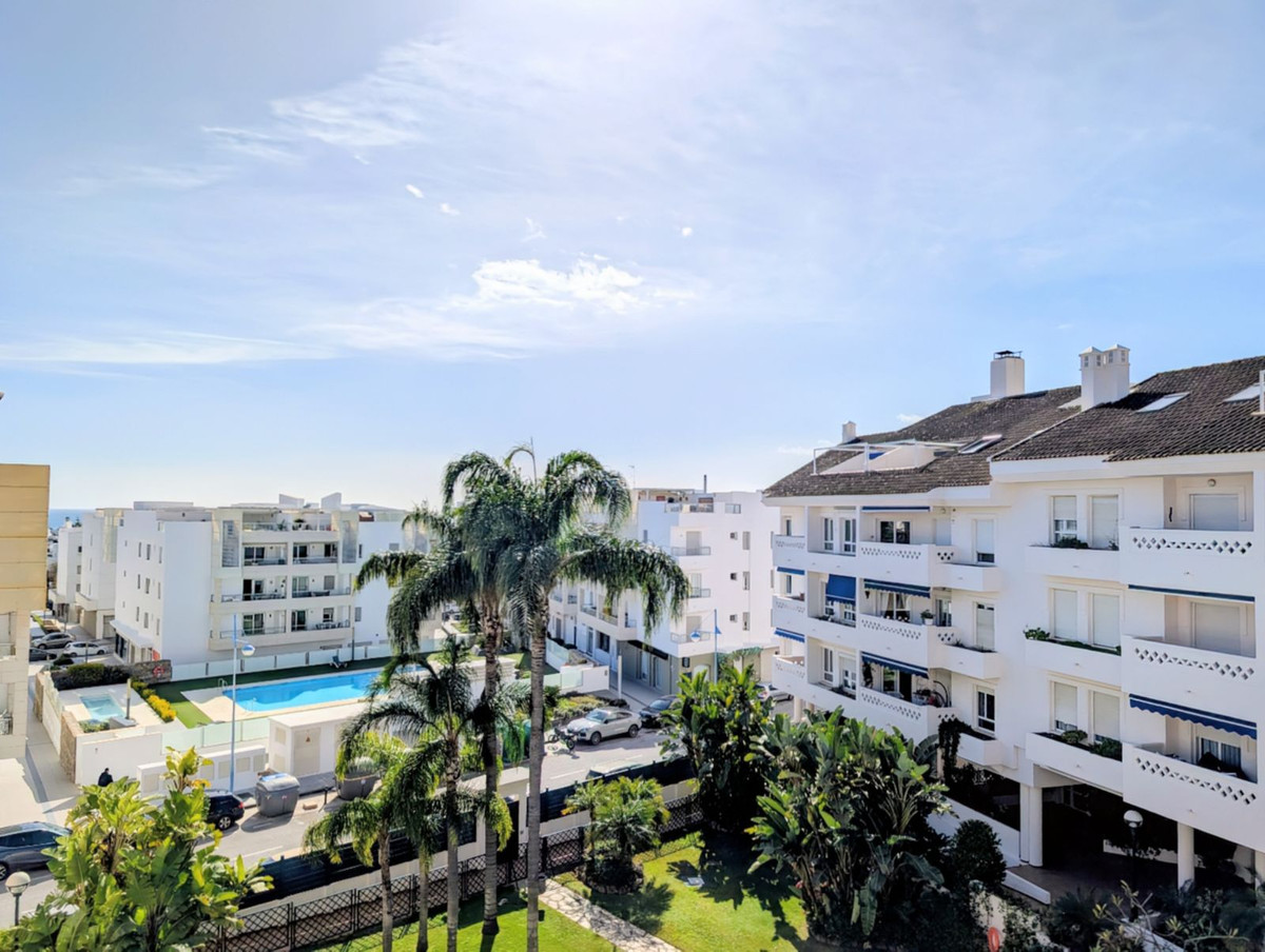 Apartamentos de 4 dormitorios en venta en San Pedro de Alc�ntara – R5296789 Apartamentos de 4 dormitorios en venta en San Pedro de Alc�ntara – R5296789