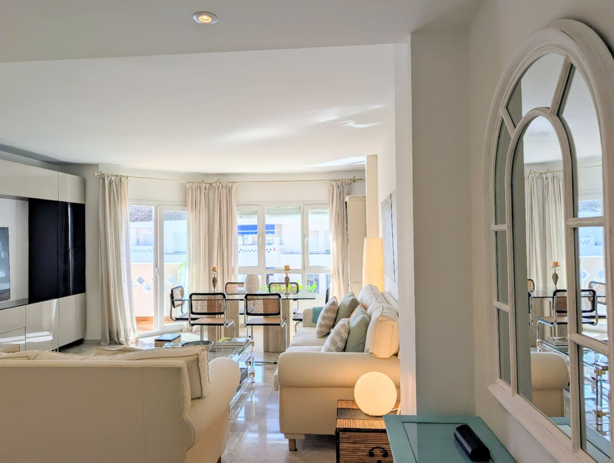Apartamentos de 4 dormitorios en venta en San Pedro de Alc�ntara – R5296789 Apartamentos de 4 dormitorios en venta en San Pedro de Alc�ntara – R5296789