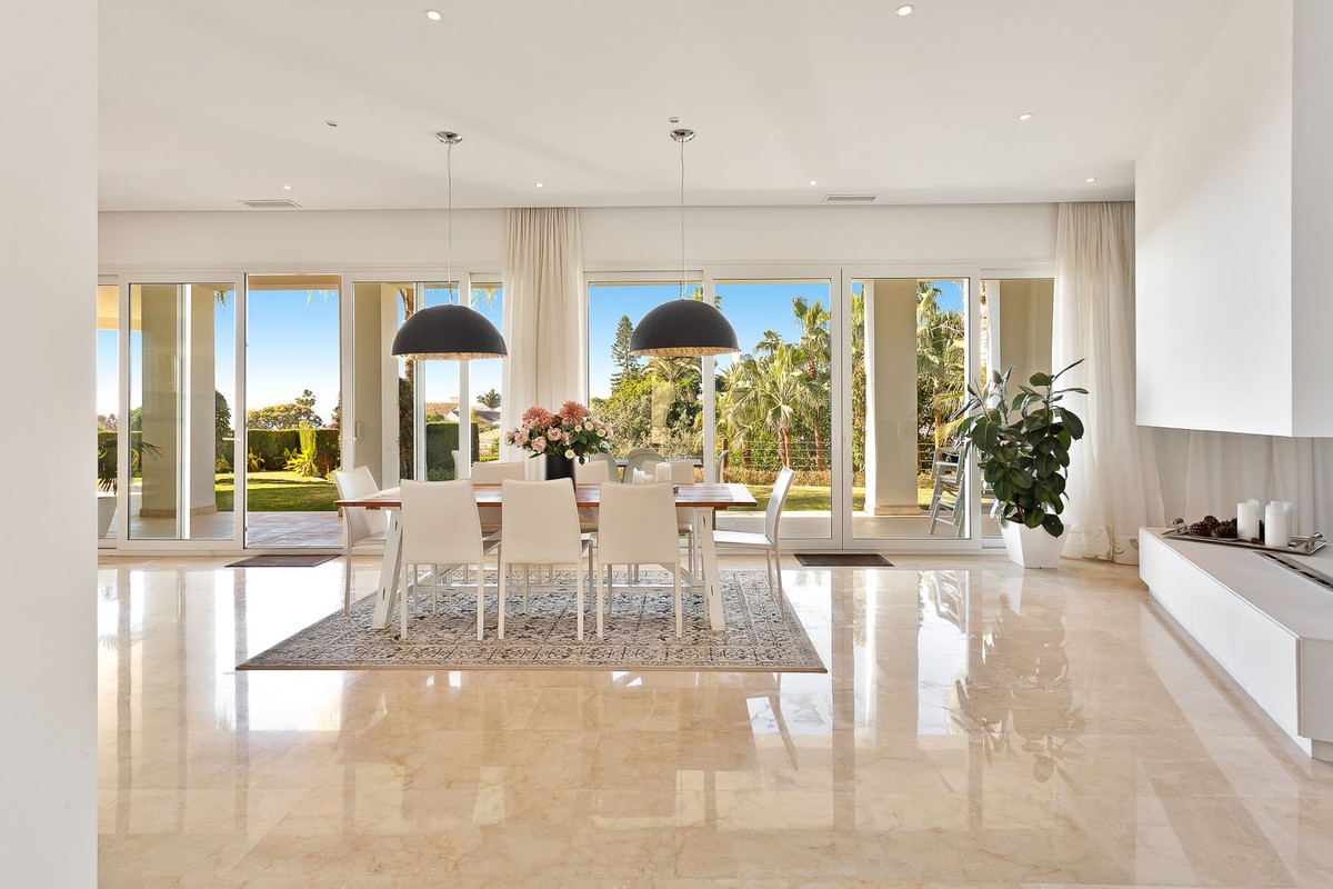 4 bedroom Villas for sale in El Rosario – R5198476 4 bedroom Villas for sale in El Rosario – R5198476