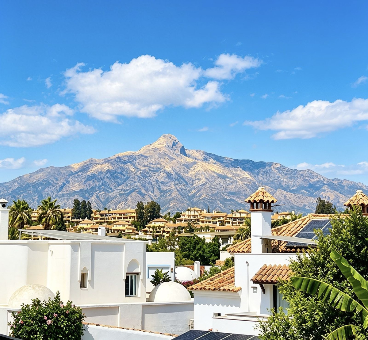 Villas de 5 dormitorios en venta en Marbella – R5186416 Villas de 5 dormitorios en venta en Marbella – R5186416
