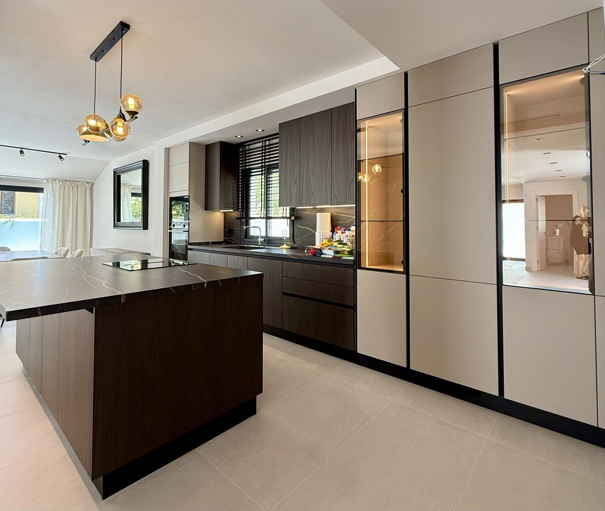 Villas de 5 dormitorios en venta en Marbella – R5186416 Villas de 5 dormitorios en venta en Marbella – R5186416