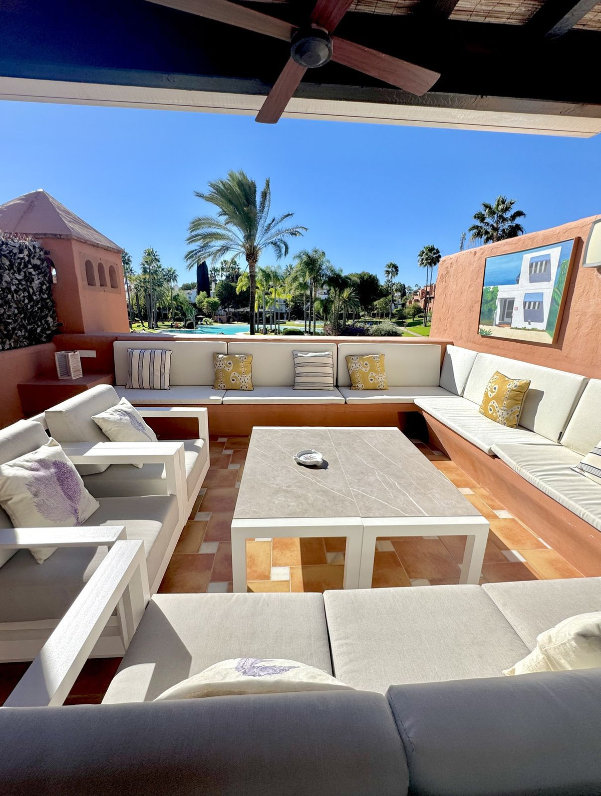 Apartamentos de 4 dormitorios en venta en Guadalmina Baja – R5205988 Apartamentos de 4 dormitorios en venta en Guadalmina Baja – R5205988