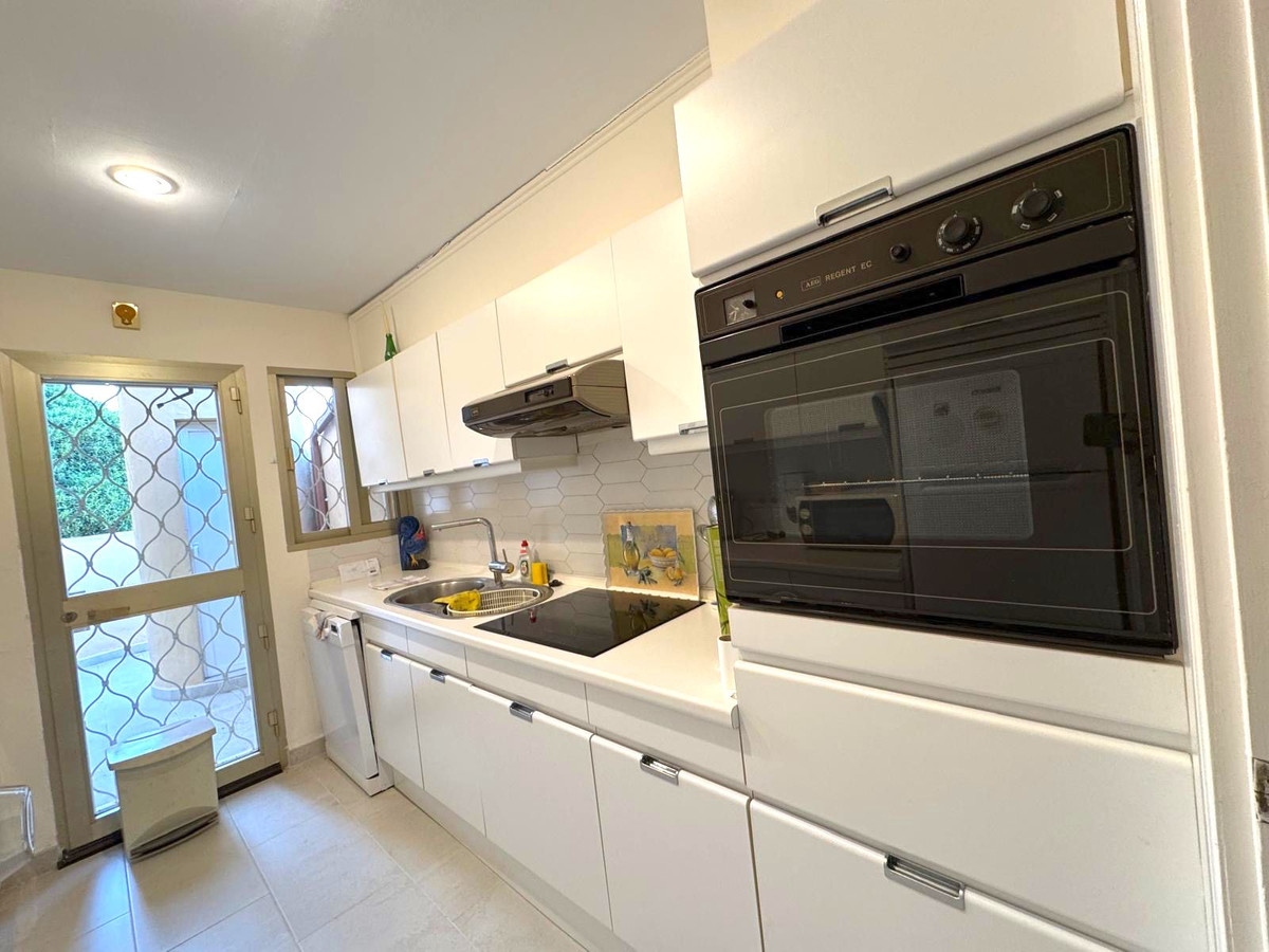 Apartamentos de 2 dormitorios en venta en Nueva Andaluc�a – R5135302 Apartamentos de 2 dormitorios en venta en Nueva Andaluc�a – R5135302