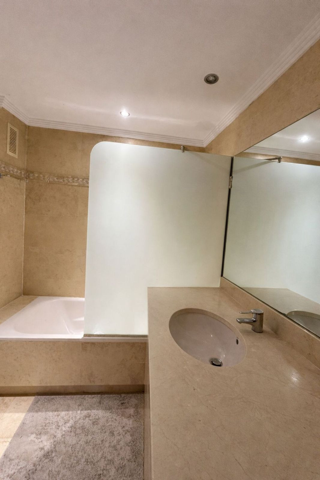Apartamentos de 2 dormitorios en venta en San Pedro de Alc�ntara – R5264089 Apartamentos de 2 dormitorios en venta en San Pedro de Alc�ntara – R5264089