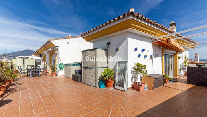 Aticos de 3 dormitorios en venta en San Pedro de Alcántara – R5302315 Aticos de 3 dormitorios en venta en San Pedro de Alcántara – R5302315 en