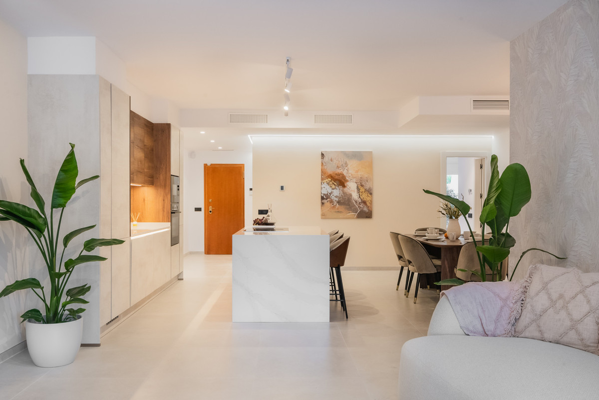 Apartamentos de 4 dormitorios en venta en Nueva Andalucía – R5006680 Apartamentos de 4 dormitorios en venta en Nueva Andalucía – R5006680