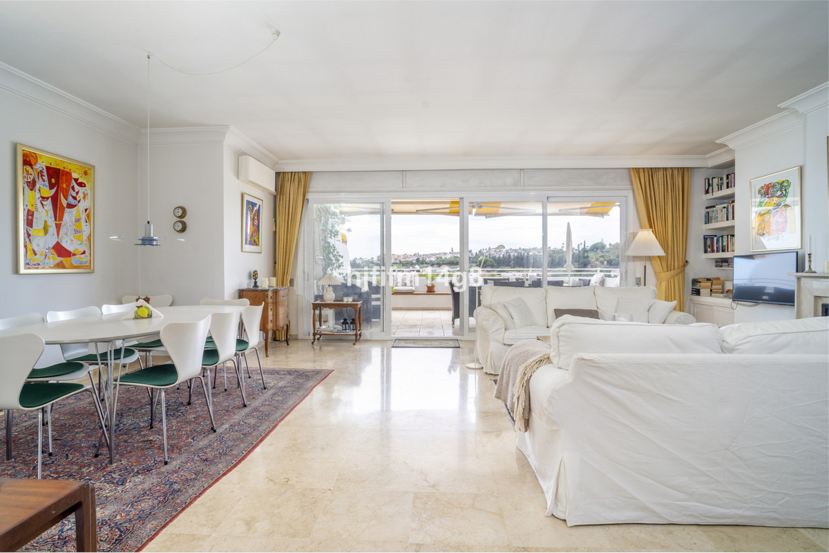 2 bedroom Apartments for sale in Guadalmina Alta – R5173993 2 bedroom Apartments for sale in Guadalmina Alta – R5173993