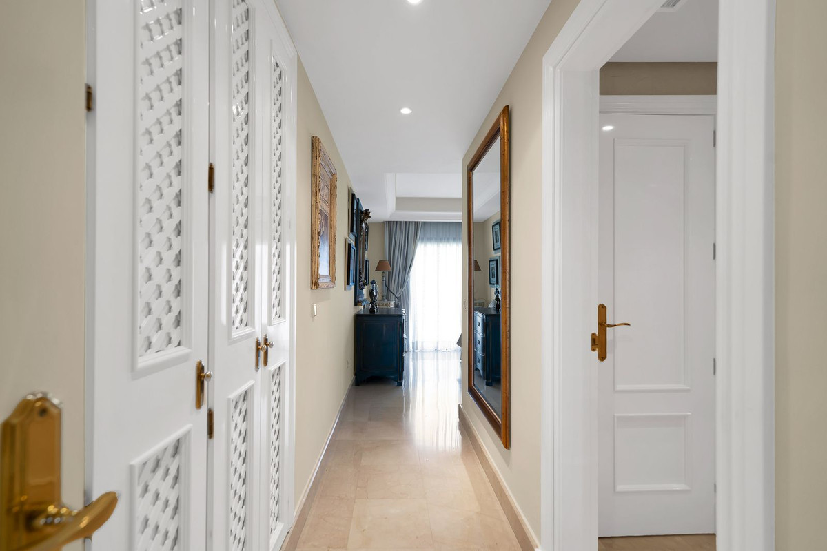 2 bedroom Penthouses for sale in Puerto Banús – R5369065 2 bedroom Penthouses for sale in Puerto Banús – R5369065