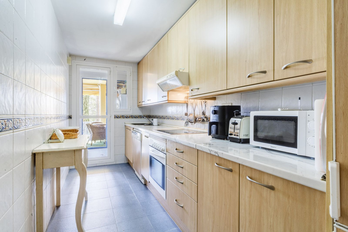 Apartamentos de 2 dormitorios en venta en Bah�a de Marbella – R5152009 Apartamentos de 2 dormitorios en venta en Bah�a de Marbella – R5152009