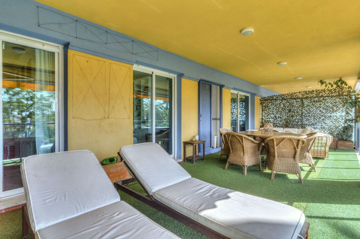 Apartamentos de 2 dormitorios en venta en Bah�a de Marbella – R5152009 Apartamentos de 2 dormitorios en venta en Bah�a de Marbella – R5152009