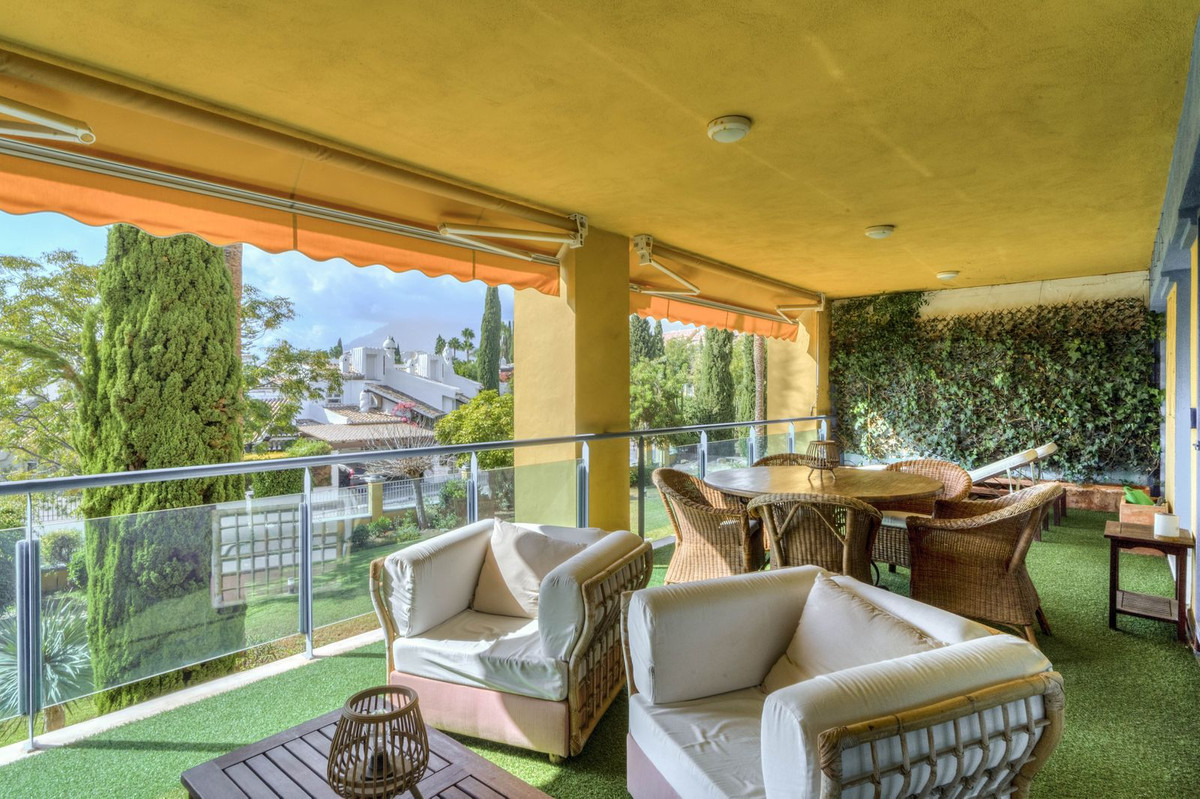 Apartamentos de 2 dormitorios en venta en Bah�a de Marbella – R5152009 Apartamentos de 2 dormitorios en venta en Bah�a de Marbella – R5152009