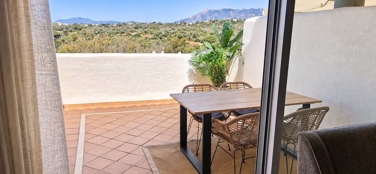 Aticos de 2 dormitorios en venta en Elviria – R5264863 Aticos de 2 dormitorios en venta en Elviria – R5264863