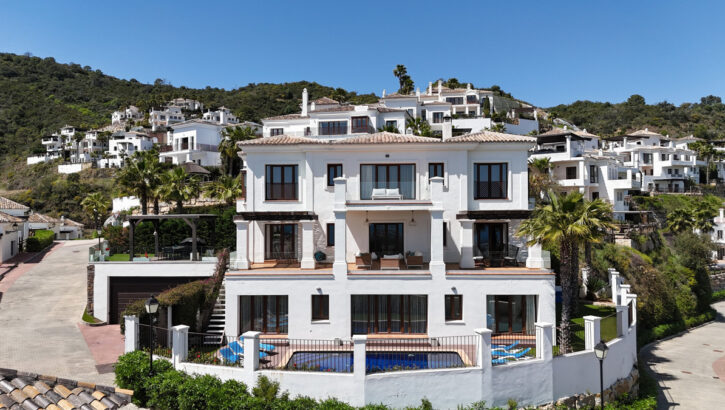 Villas de 5 dormitorios en venta en Benahavís – R5215807 Villas de 5 dormitorios en venta en Benahavís – R5215807 en