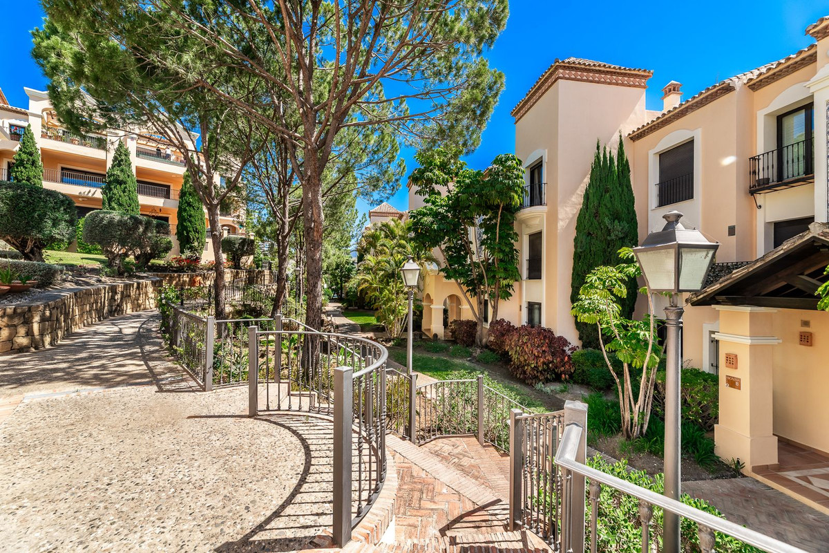 Apartamentos de 3 dormitorios en venta en La Quinta – R5041783 Apartamentos de 3 dormitorios en venta en La Quinta – R5041783