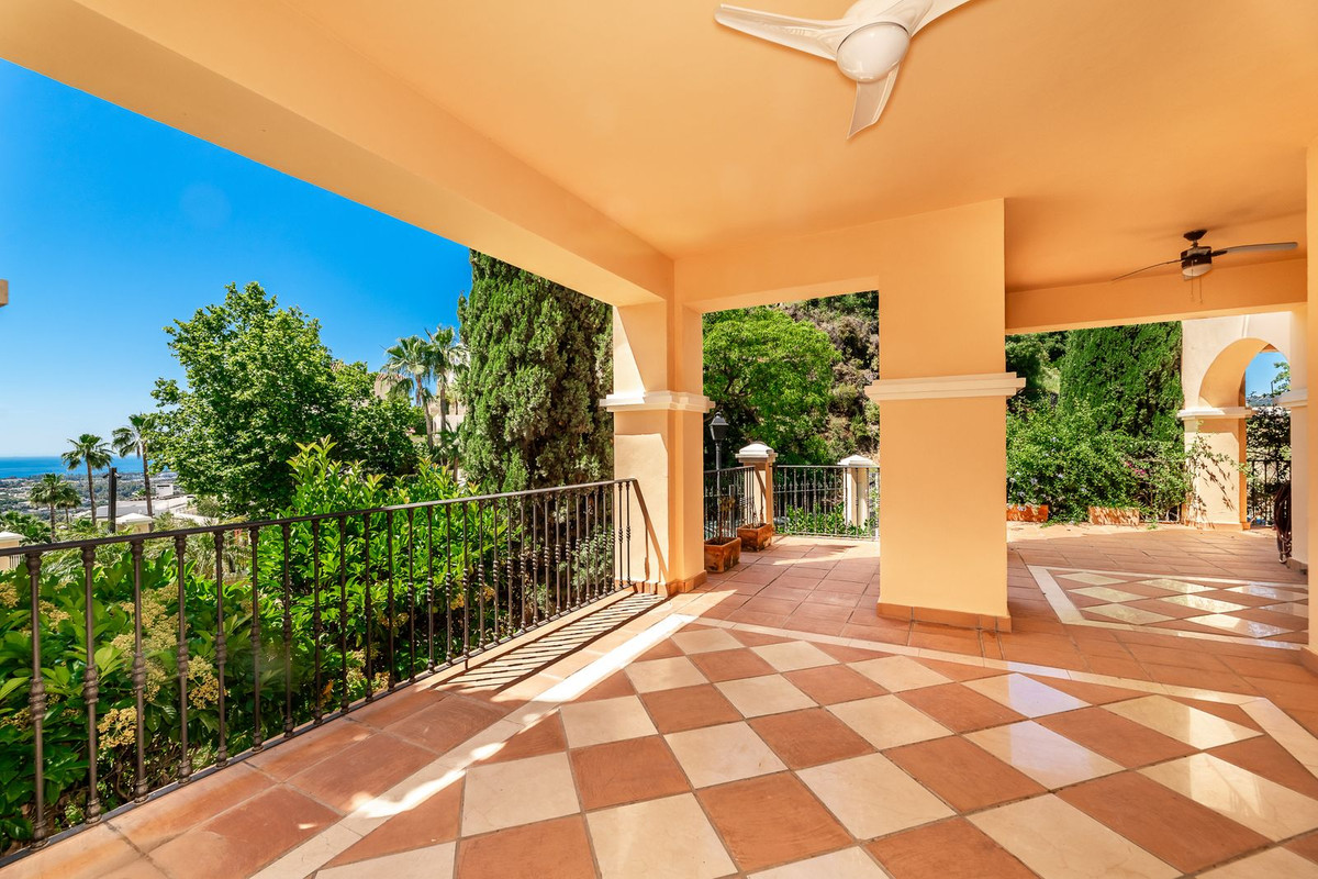 Apartamentos de 3 dormitorios en venta en La Quinta – R5041783 Apartamentos de 3 dormitorios en venta en La Quinta – R5041783