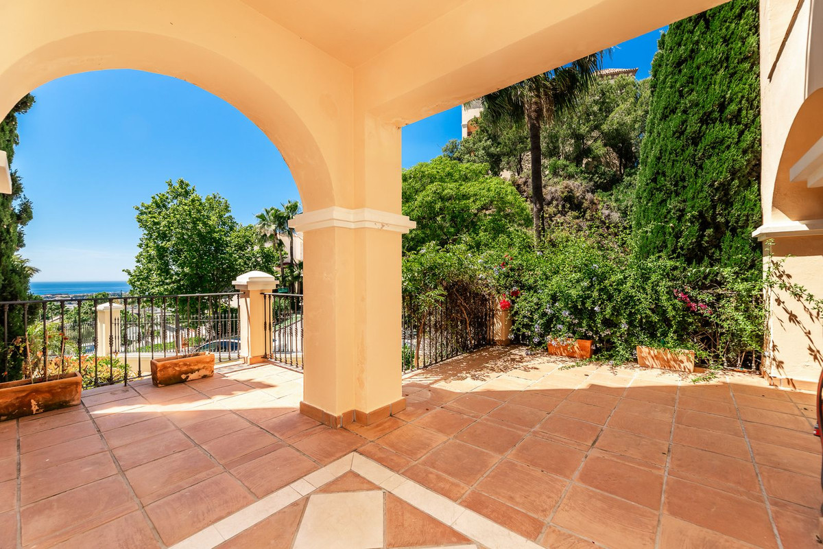Apartamentos de 3 dormitorios en venta en La Quinta – R5041783 Apartamentos de 3 dormitorios en venta en La Quinta – R5041783