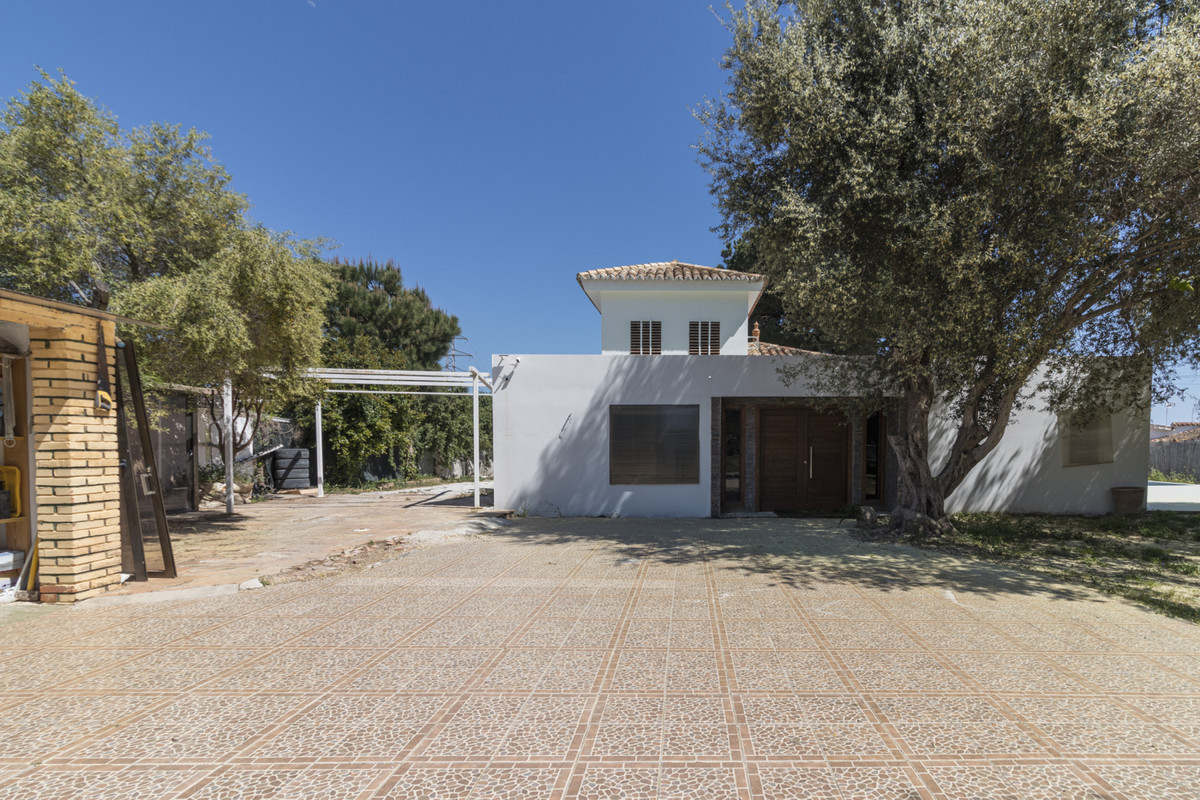 9 bedroom Villas for sale in Marbella – R4704922 9 bedroom Villas for sale in Marbella – R4704922